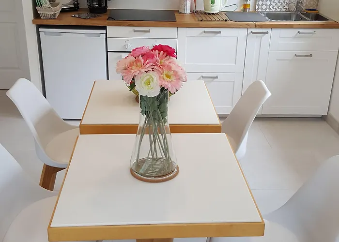 Le Castel Bed & Breakfast Bayeux