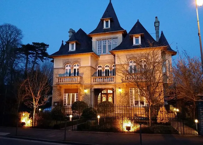 Bed & Breakfast Le Castel 4*