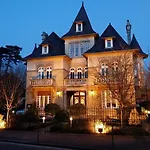 Bed & Breakfast Le Castel 4*