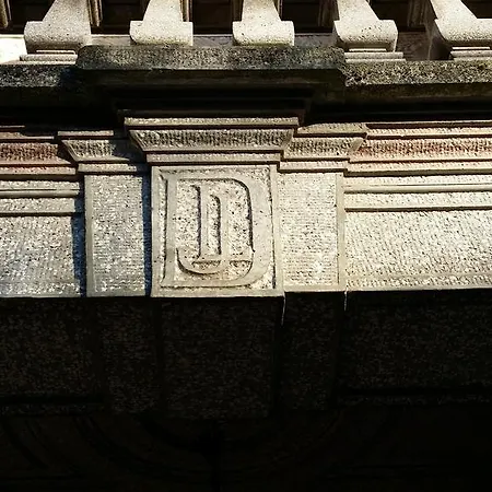 Le Castel 2* Bayeux