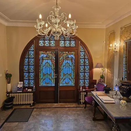 Le Castel