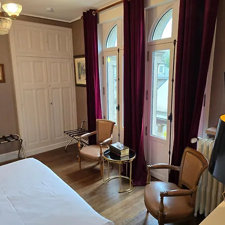 Le Castel Bed & Breakfast Bayeux