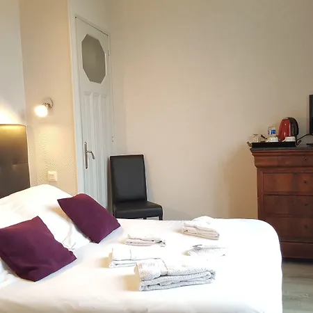 Le Castel Bed & Breakfast Bayeux