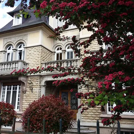 Le Castel 3*