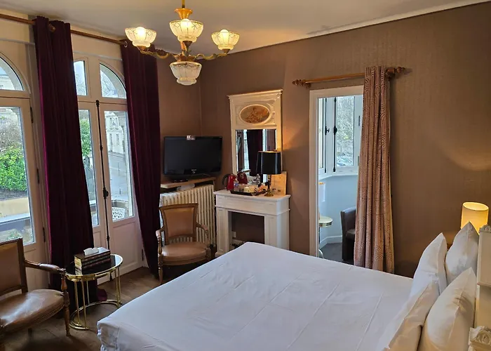 Frühstückspension Le Castel 4*