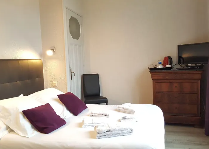 Le Castel Bed & Breakfast Bayeux