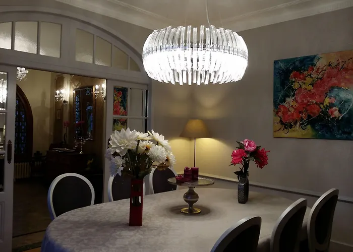 Le Castel Bed & Breakfast Bayeux